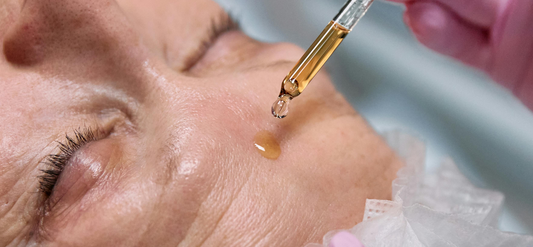 5 Amazing Benefits of Vitamin C Serum for Glowing Skin